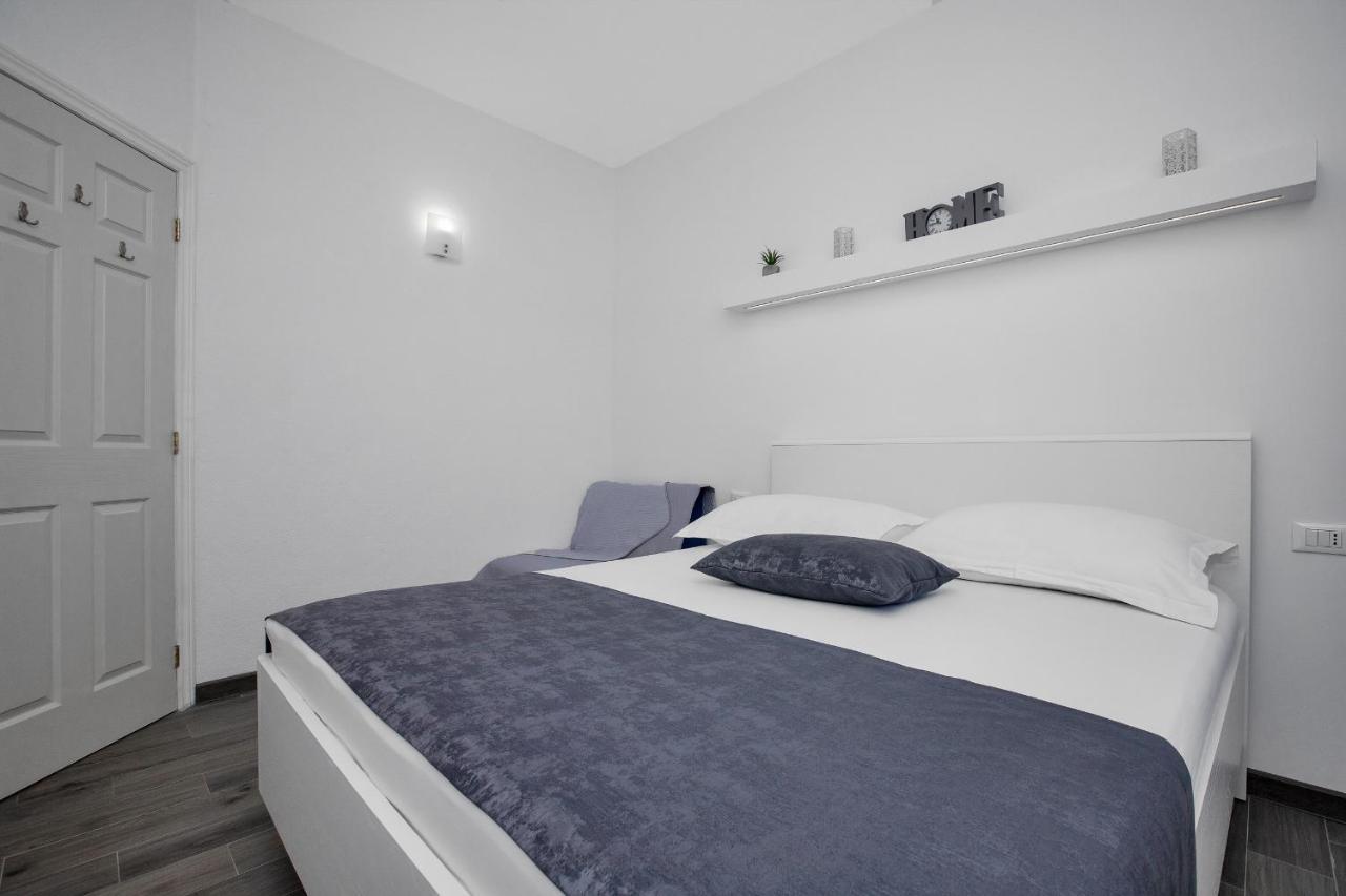 Ferienwohnung Apartman Toni Drašnice Exterior foto